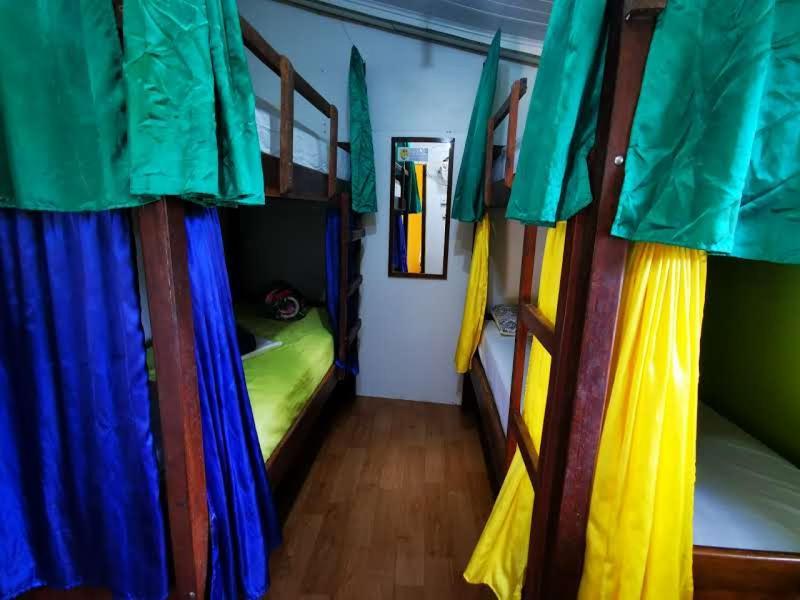 Bela Casa Quartos Hotel Abraão Kültér fotó