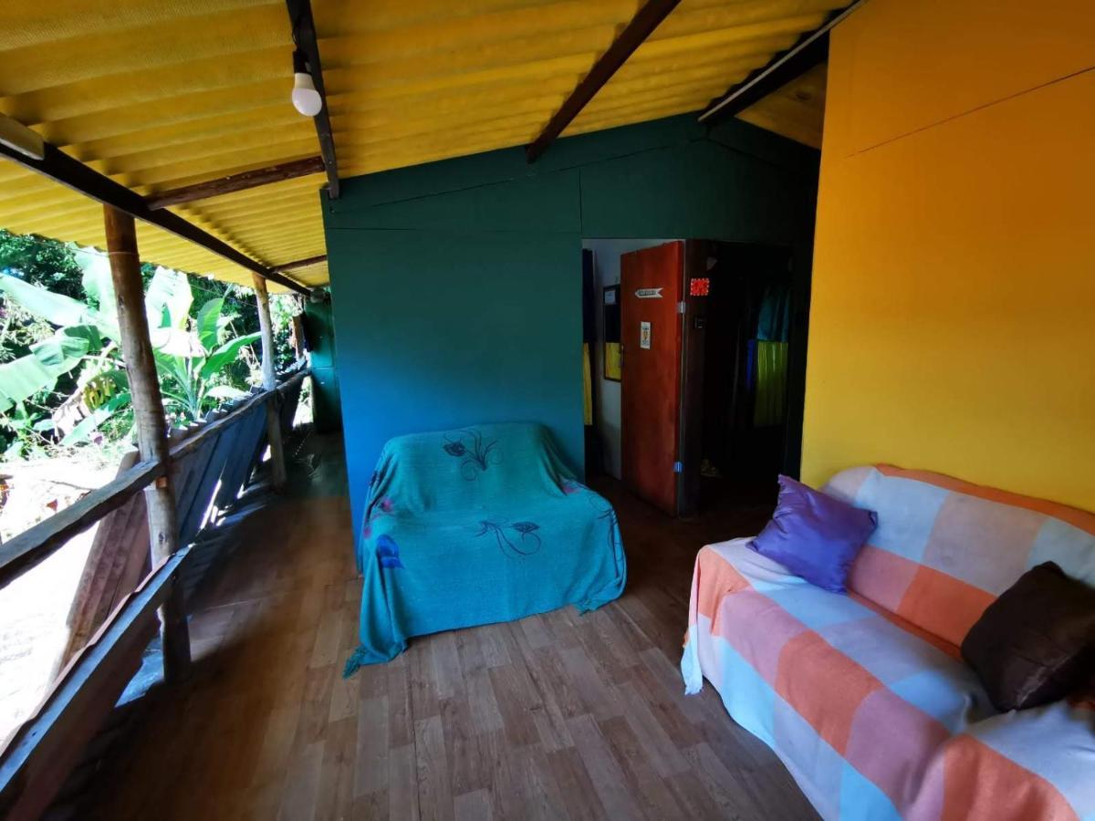Bela Casa Quartos Hotel Abraão Kültér fotó